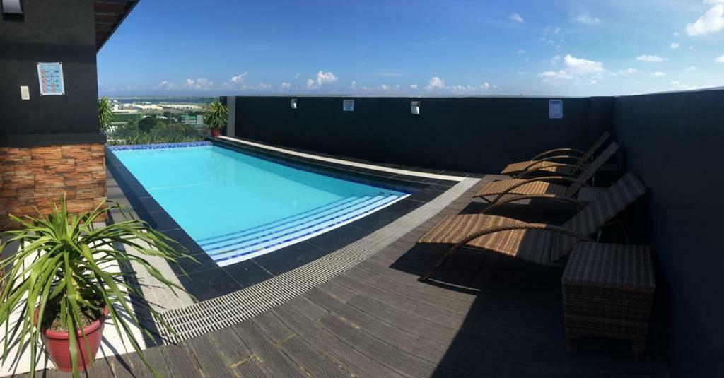 Simply Comfy 916 Apartment บาโคลอด ภายนอก รูปภาพ